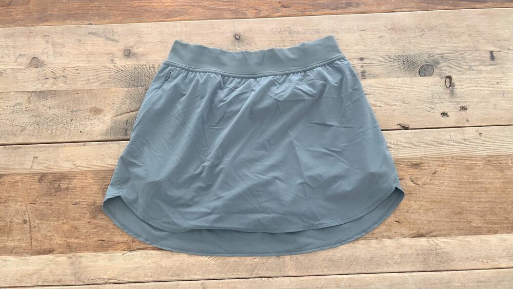 Crazy Yoga CRZ Gray Sage MEDIUM High Rise Mini Tennis Skirts with shorts